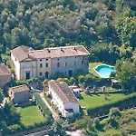 Michaela 4*