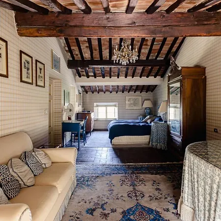 Michaela Bed & Breakfast 4*